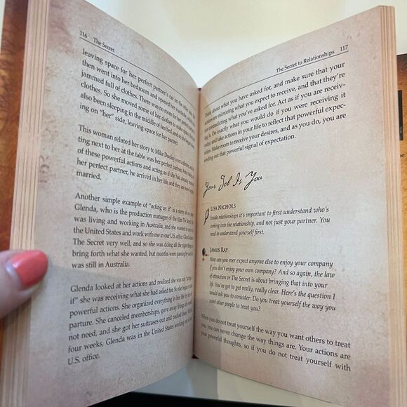 5/$20 The Secret Garden book by Rhonda Byrne - Picture 3 of 5